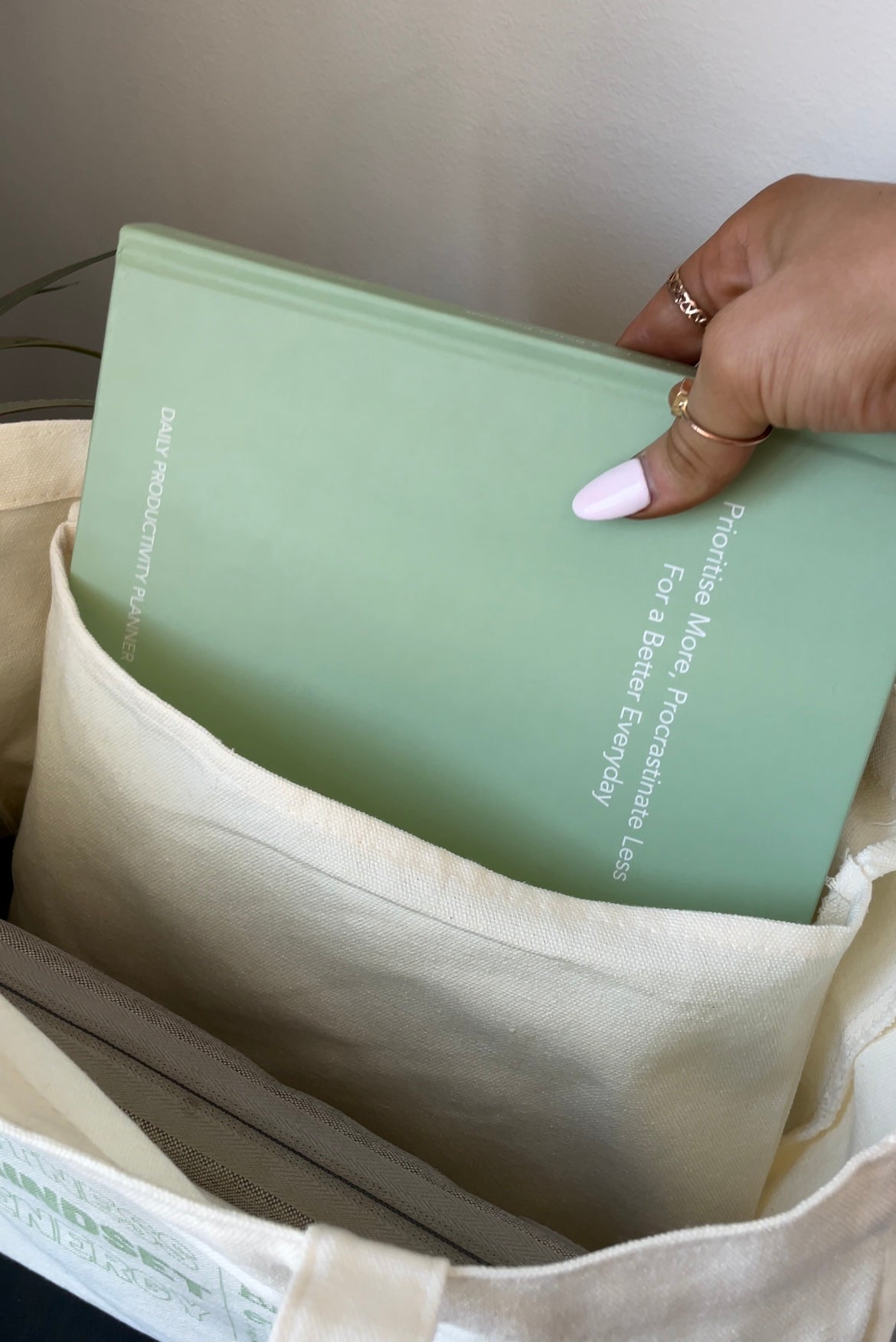 Tote bag: Energy