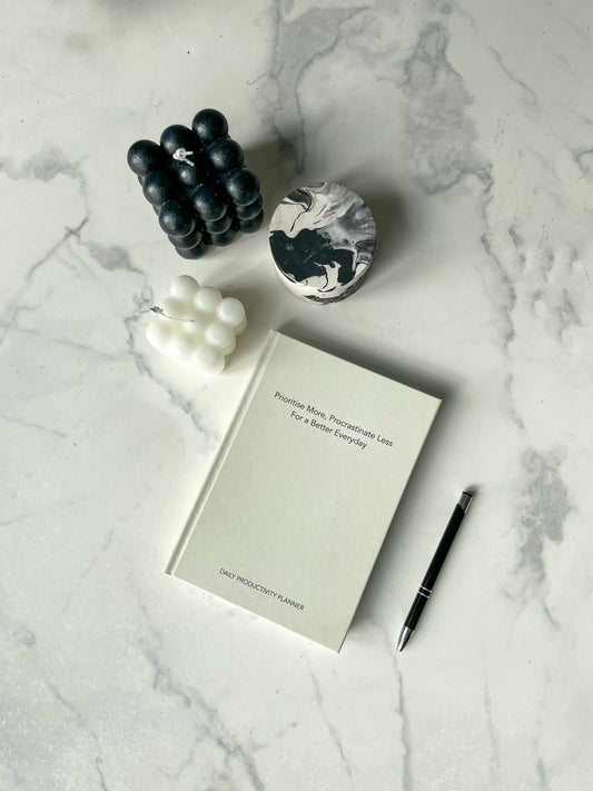 Daily Productivity Planner: Cream
